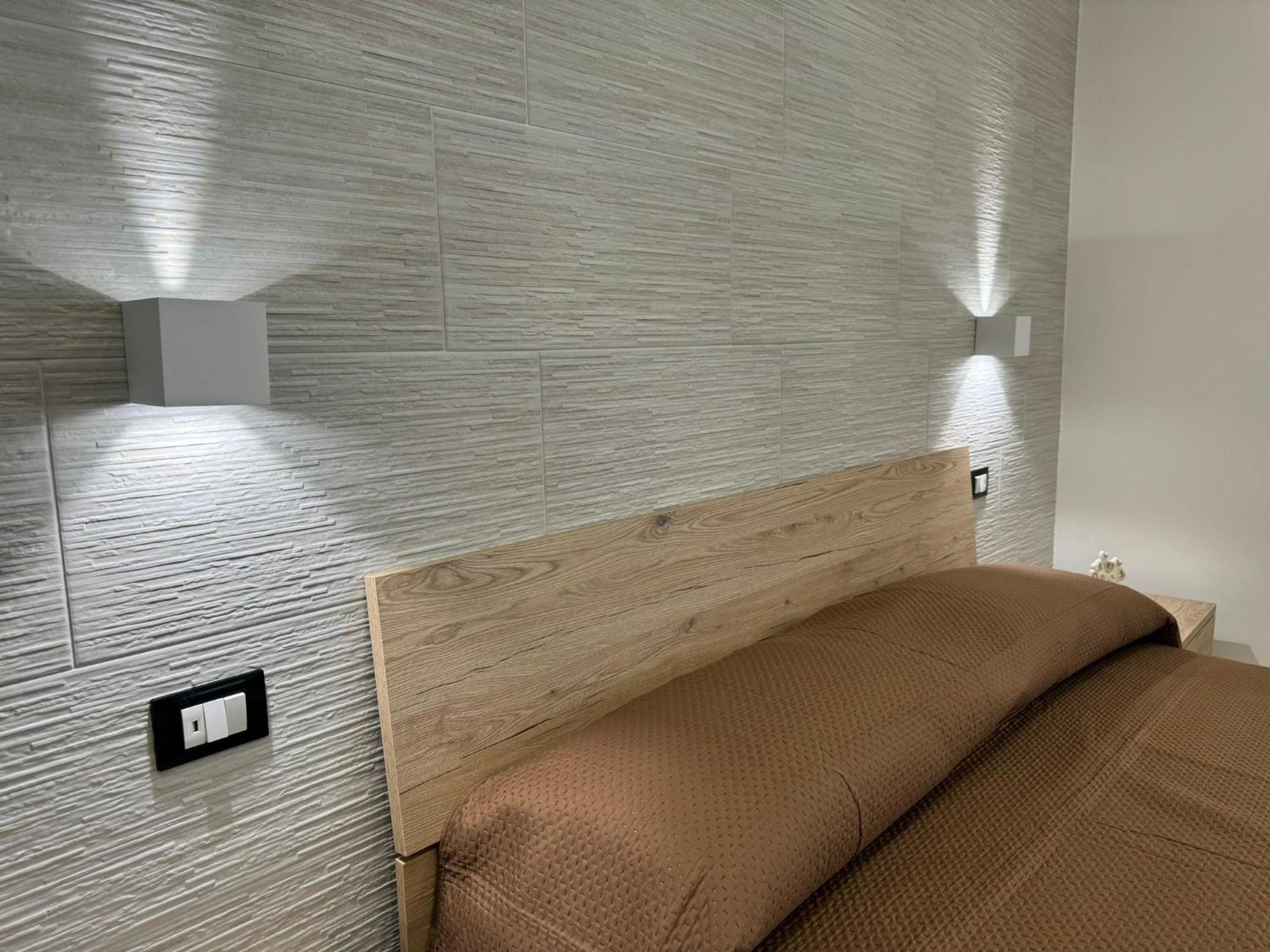 Casa Vacanze La Perla Rara 塔兰托 外观 照片