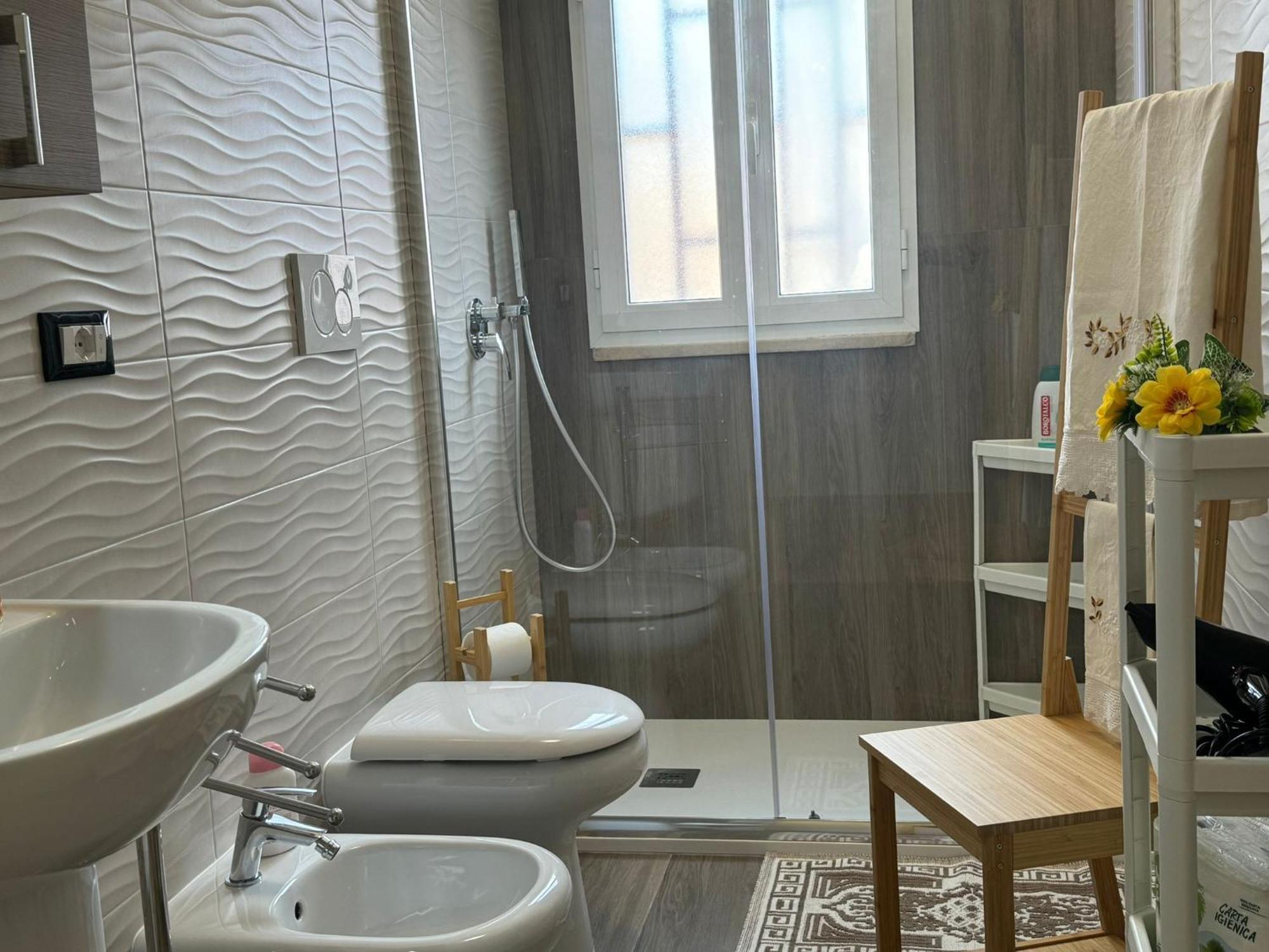 Casa Vacanze La Perla Rara 塔兰托 外观 照片