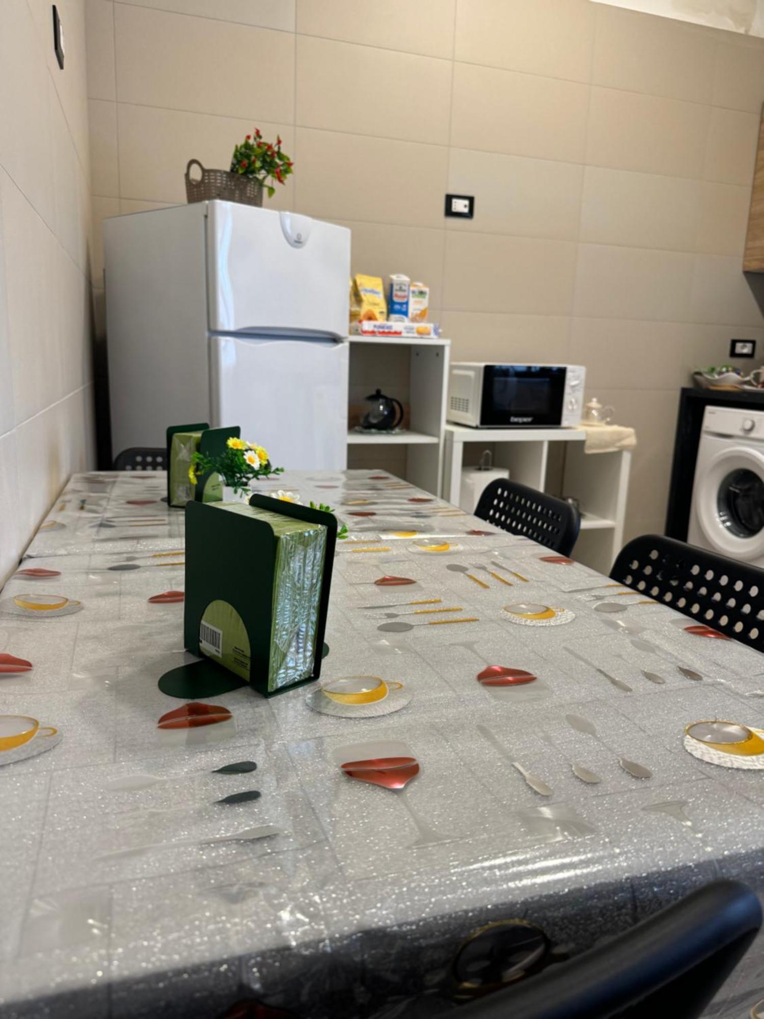Casa Vacanze La Perla Rara 塔兰托 外观 照片